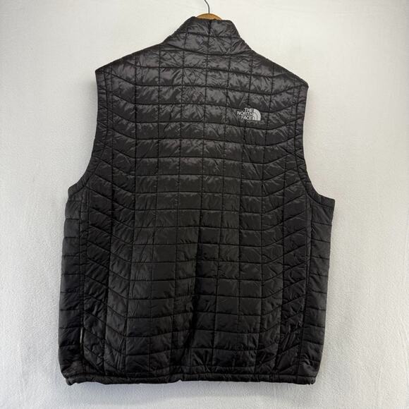 The North Face Vest Men's XL Black Puffer Thermoball Packable Lightweight Logo - Picture 7 of 11